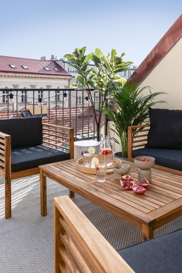 Turnkey I Republic Square Apartments Prague Exterior photo